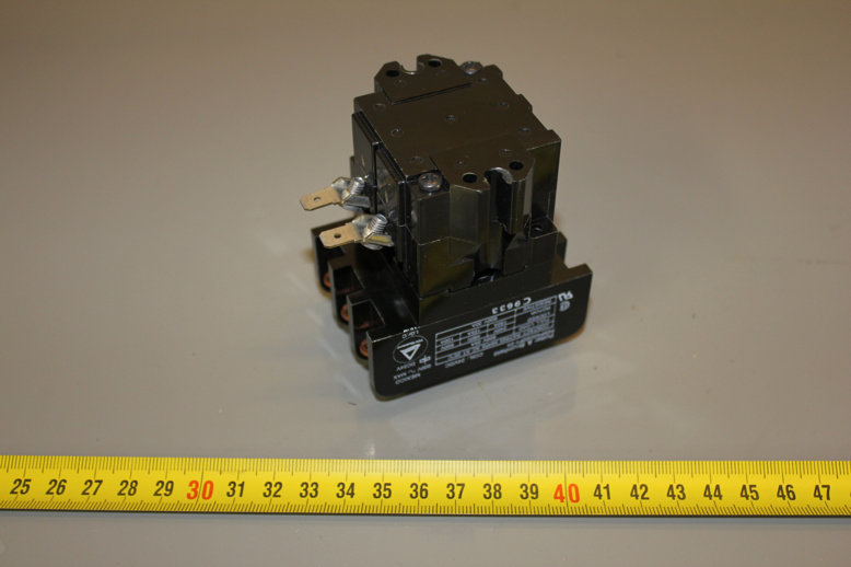 CONTACTOR 25AMP 3 POLE 24VDC, USED