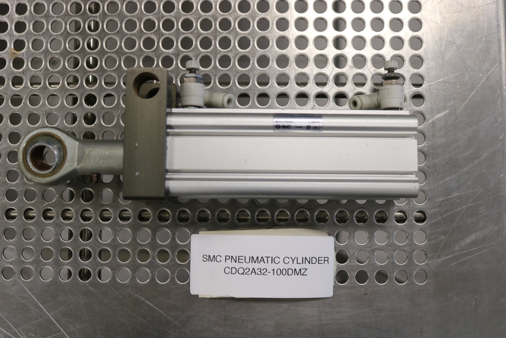 Hitachi M-712 SMC PNEUMATIC CYLINDER CDQ2A32-100DMZ