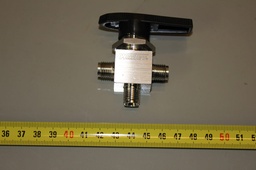 [SS-43XS4/508637] SS 1-PIECE 40G SERIES 3-WAY BALL VALVE, 0.90Cv, 1/4 in. TUBE, LOT OF 7